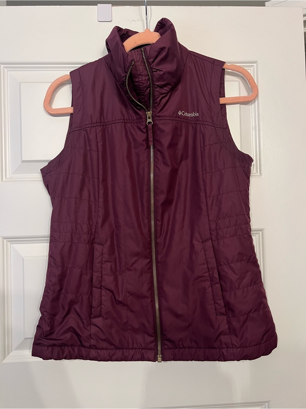 Columbia Women's Quilted Vest in Plum
